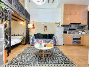 Shanghai Hills & Zinn Happy Family Bnb Near Line1&14 South Huangpi Rd Mid Huaihai Rd